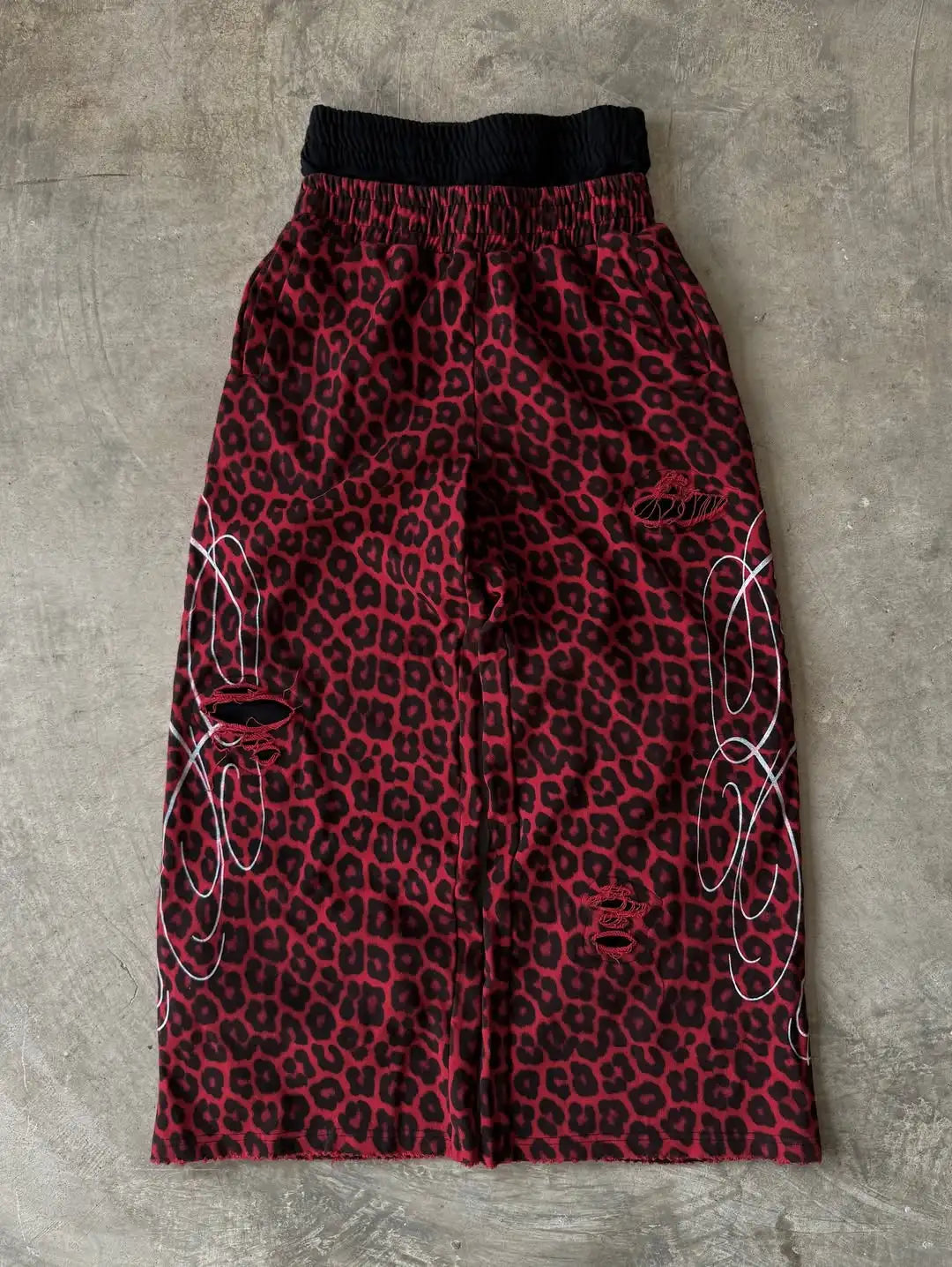 Rote Samthose